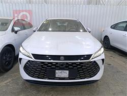 بی وای دی Qin Plus